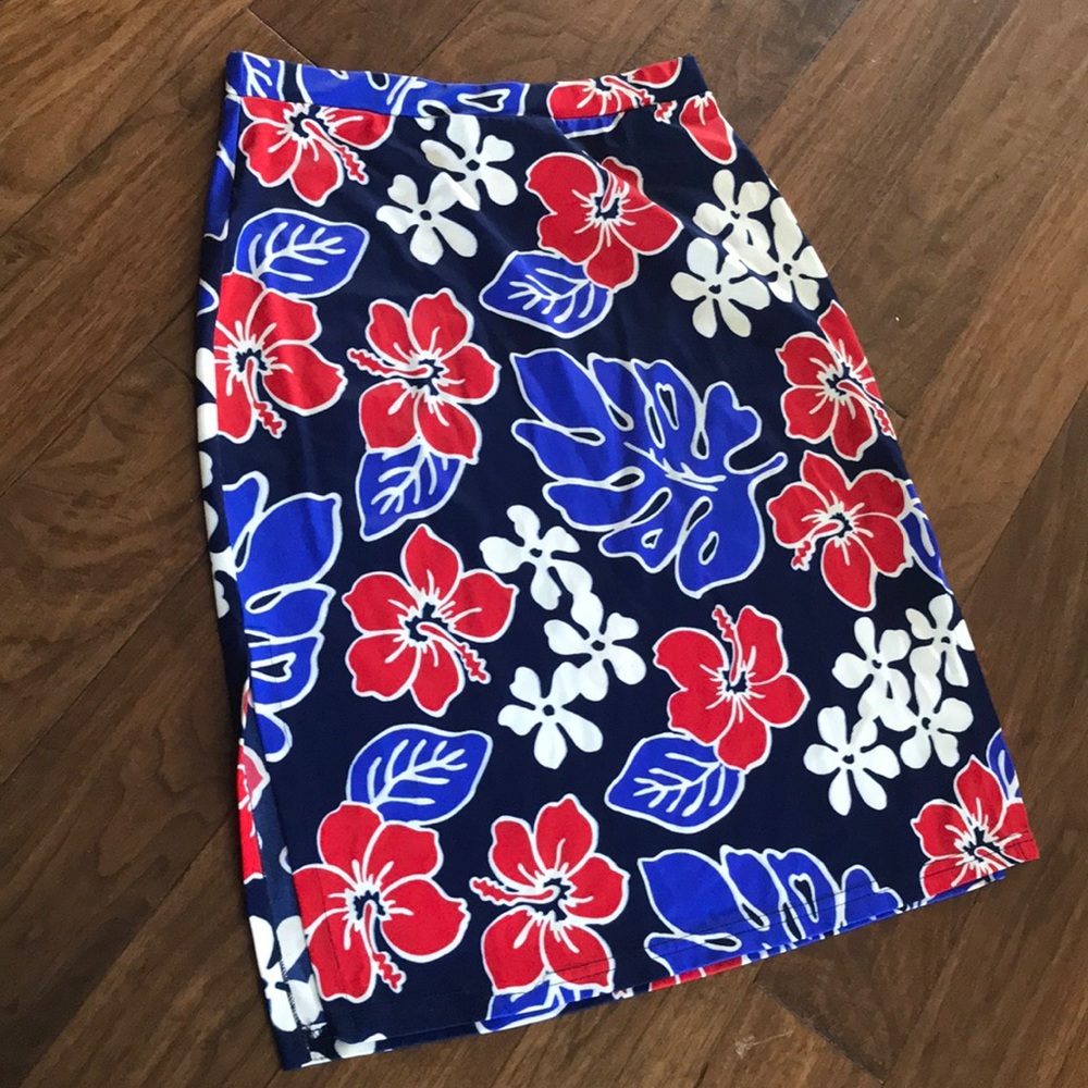 Stretchy, sexy midi skirt!